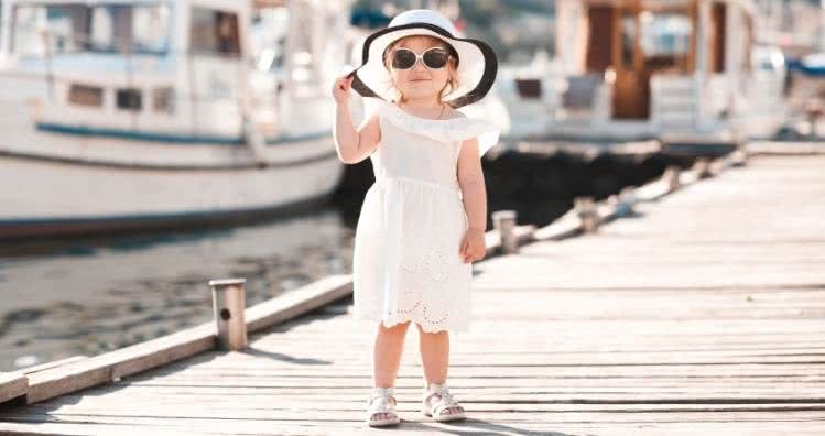 Schicke Sommerlooks für Kinder Kinderkleidung für festliche Sommer-Events