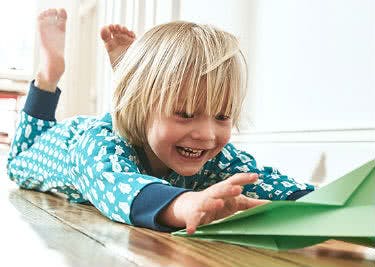 Mit einem Jako-o-Gutschein bei der Kinderausstattung sparen Spielgeräte günstiger mit einem Jako-o-Gutschein