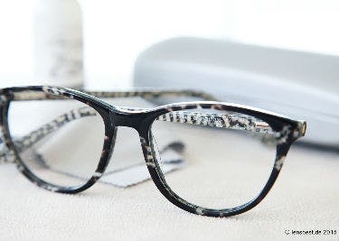 Jetzt einen Lensbest-Gutschein einlösen Bist du durch? Dann pack' dir die passende Sehhilfe vor die Iris!